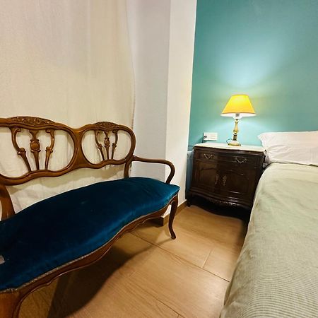 Mirador 1 Del Mercado Central - Habitacion Con Bano Privado En El Centro De La Ciudad Vella Валенсия Экстерьер фото