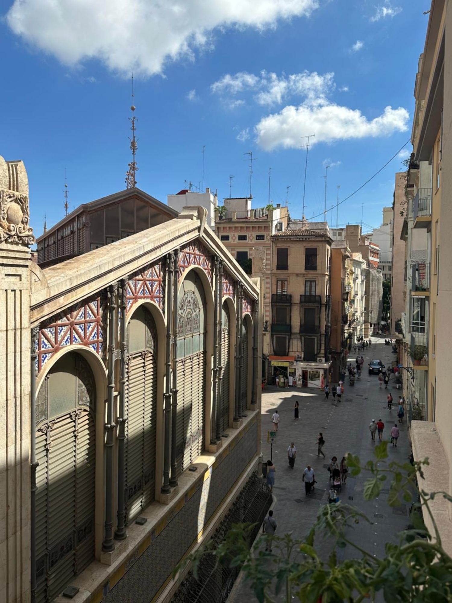 Mirador 1 Del Mercado Central - Habitacion Con Bano Privado En El Centro De La Ciudad Vella Валенсия Экстерьер фото