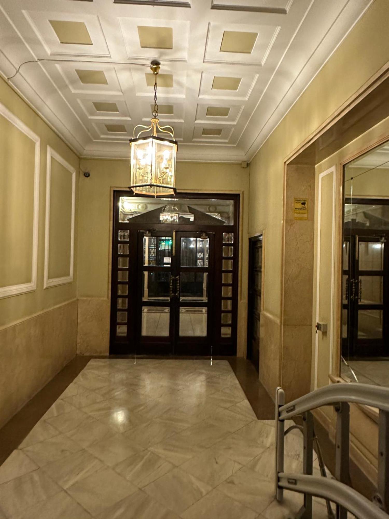 Mirador 1 Del Mercado Central - Habitacion Con Bano Privado En El Centro De La Ciudad Vella Валенсия Экстерьер фото