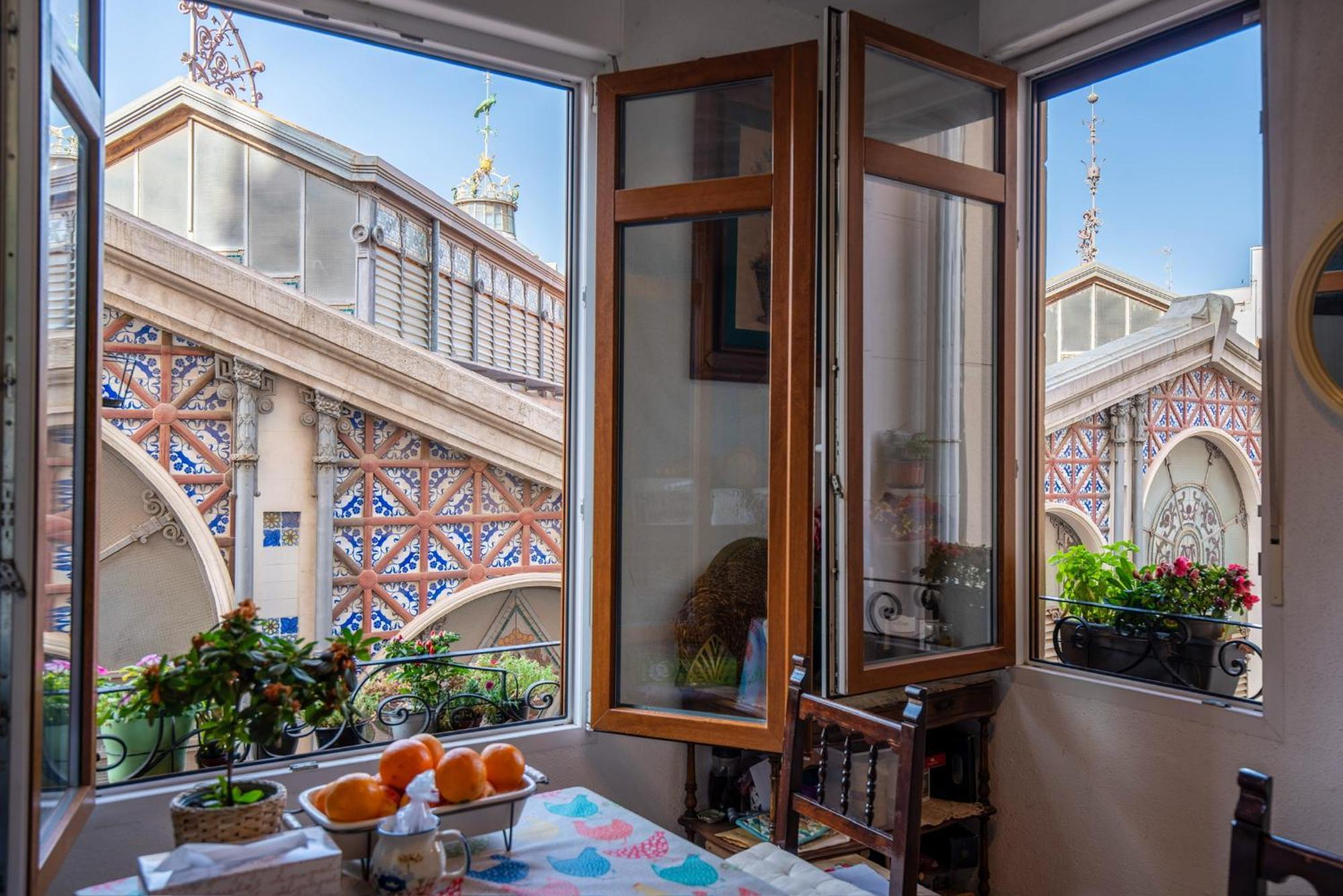 Mirador 1 Del Mercado Central - Habitacion Con Bano Privado En El Centro De La Ciudad Vella Валенсия Экстерьер фото